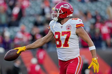 Travis Kelce 40 time: How did he compare to other Tight Ends?