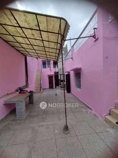 Independent House Shora Kothi, Block E, Subzi Mandi - Without Brokerage ...
