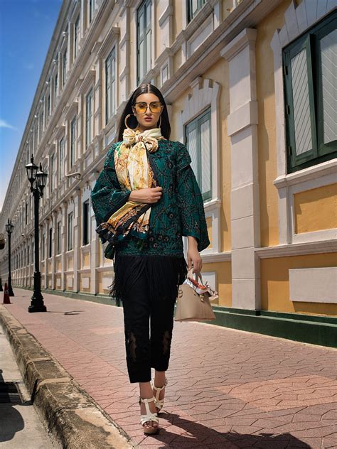 Erum Khan Embroidered Chiffon Collection – Emerald Fantasy – YourLibaas