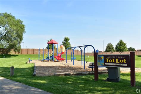 Orland Hills, IL City Guide | About Living in Orland Hills - Homes.com