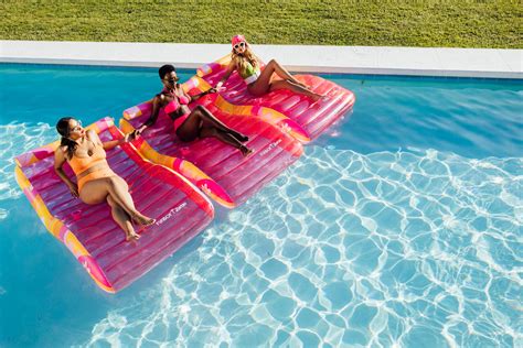 Swimming pool toys and inflatables online
