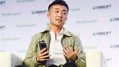 Biggest iPhone Manufacturer Foxconn Refuses To Work With Nothing; Here ...