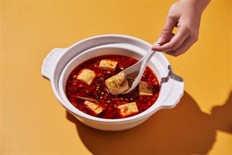 新竹美食推薦，在地人都大推的好吃臭豆腐！臭很大臭豆腐 - 輕旅行