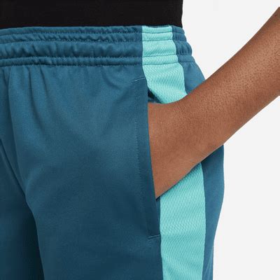 Nike Trophy23 Older Kids' Dri-FIT Training Shorts. Nike IN