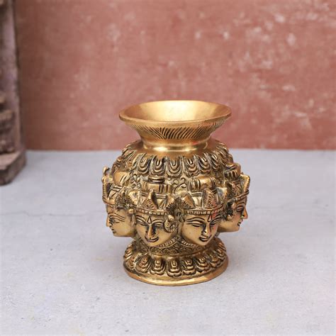 Brass Ashthlaxmi kalash – The Advitya