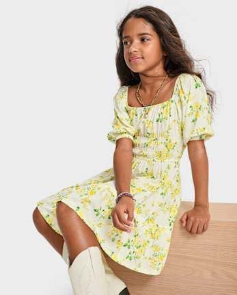 Girls Mommy And Me Three Quarter Sleeve Floral Print Ruffle Dress ...