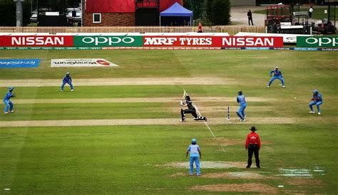 Cricket Fielding Techniques: How to Catch a Cricket Ball? – ZAP Cricket