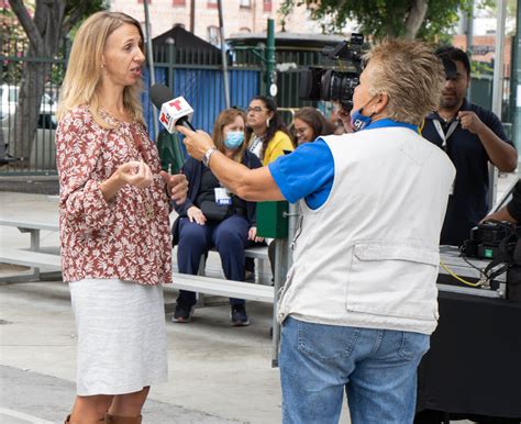 Los Angeles County Launches Medical Field Units to Serve People ...