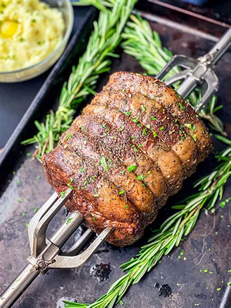 How To Cook Prime Rib On A Rotisserie - Grillseeker