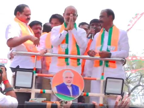 Telangana: BJP MP Bandi Sanjay begins Prajahita Yatra in Medipalli