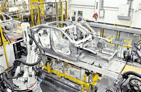 JLR's UK factory to stay shuttered till August | Autocar Professional