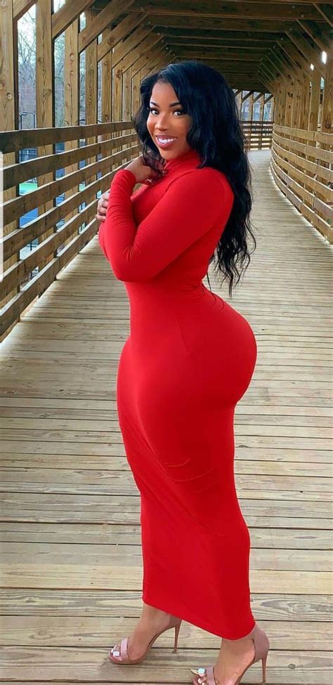 Pin by CATCH 22 CATCH 22 on BRIANNAAMOR | Wide hip women, Curvy girl ...