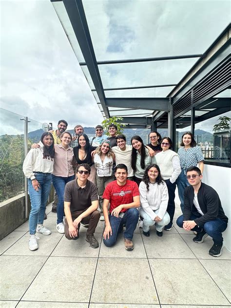 [English below] El pasado 30 de mayo tuve el placer de reunirme con el semillero de ...