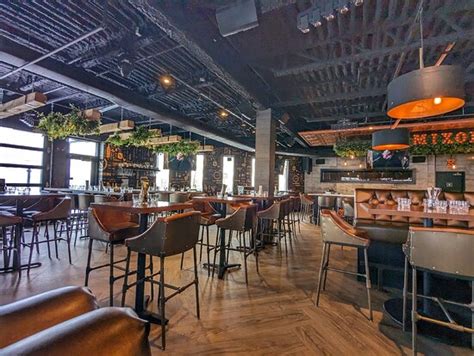 SHAKER CUISINE & MIXOLOGIE CHICOUTIMI - Restaurant Reviews & Photos ...