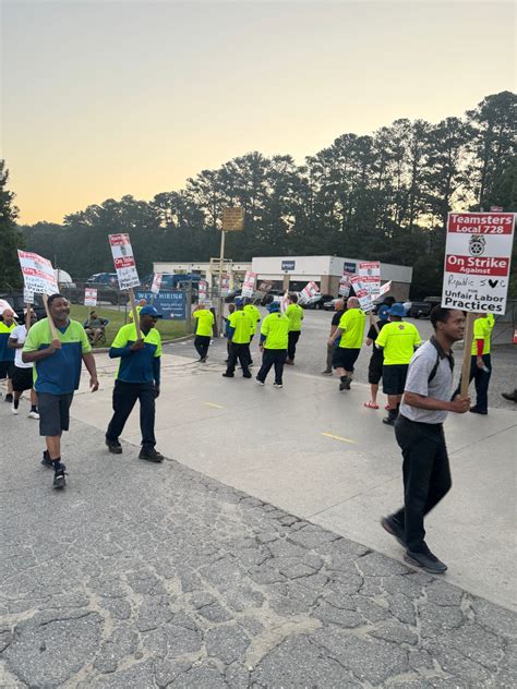 Garbage Strike Update: National Walkout Continues - Atlanta Civic Circle