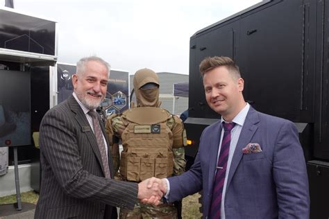 Integrated Soldier System Project 的图像结果