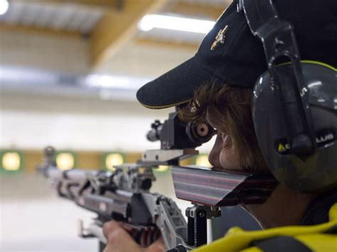 La biomecánica del tiro deportivo: un enfoque técnico