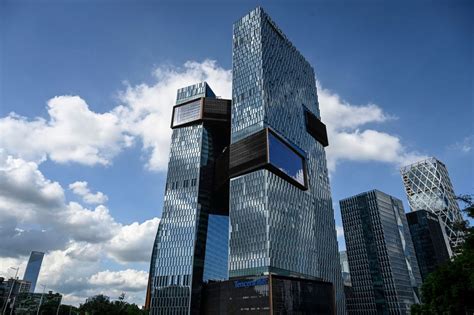 A peek inside the world's 11 coolest headquarters | Architectural ...