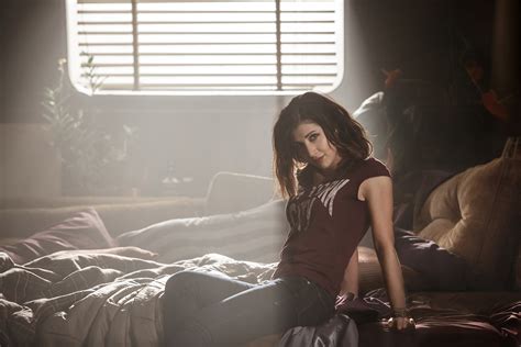 Ash vs Evil Dead (2015)