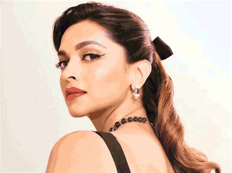 Saif attacked with a knife; Deepika out of films