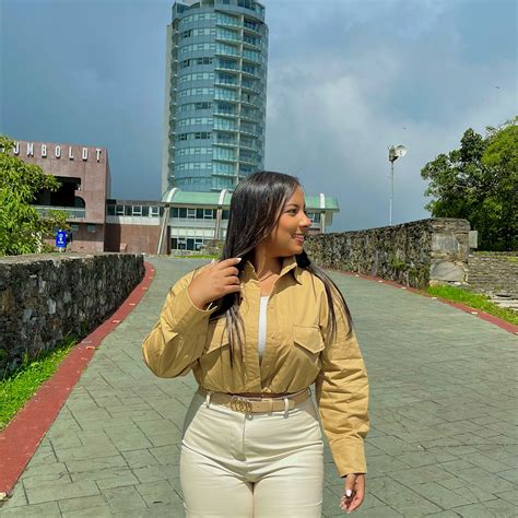 Jhoanny Reyes⚡️ | 📍FERXXOCALIPSIS 2024 - @feid rompió en Medallo🇨🇴 Un ...