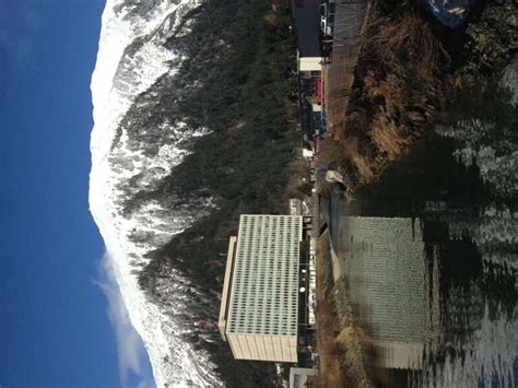 Alaska Unveiled: A Connoisseur's Guide to the Top 10 Tourist Traps that ...