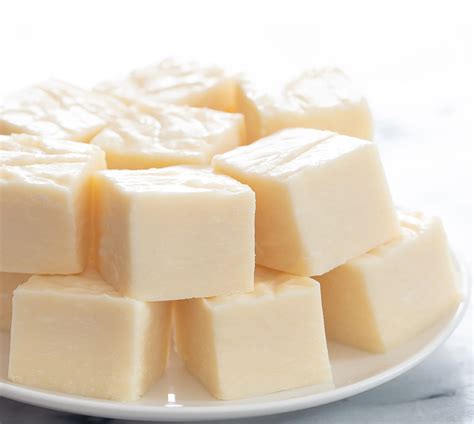 2 Ingredient White Chocolate Fudge - Kirbie's Cravings