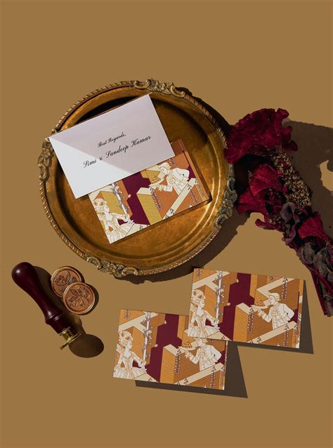 Maze Manor Folded Gift Card – Undertone