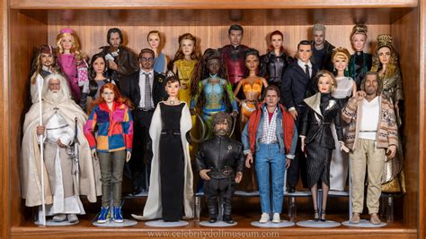 Living Toys - Celebrity Doll Museum