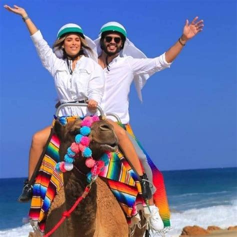 CAMEL RIDE ( 2 people per Camel) - Awesome Cabo Tours