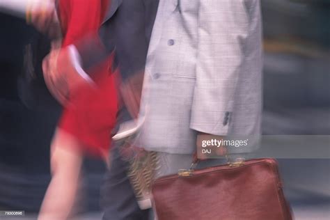 New York Business People Walking 的图像结果