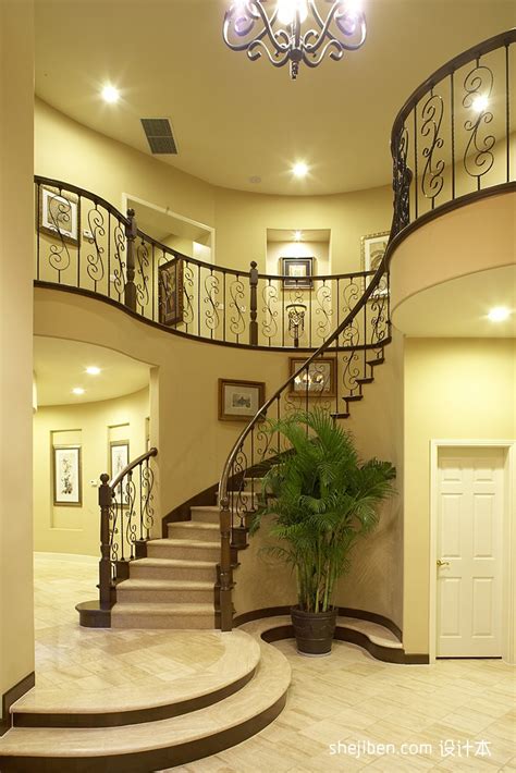 欧式风格别墅时尚豪华旋转式楼梯实木扶手效果图片 – 设计本装修效果图