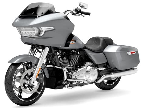 Compare Models: 2025 Harley-Davidson Road Glide® vs 2025 Harley ...