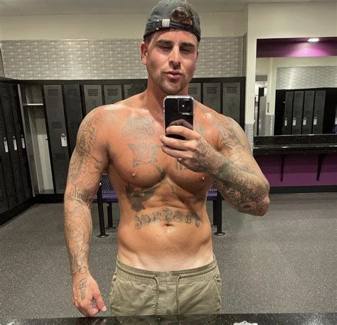 Josh Seiter Biography, Body Measurements and Net Worth Profile