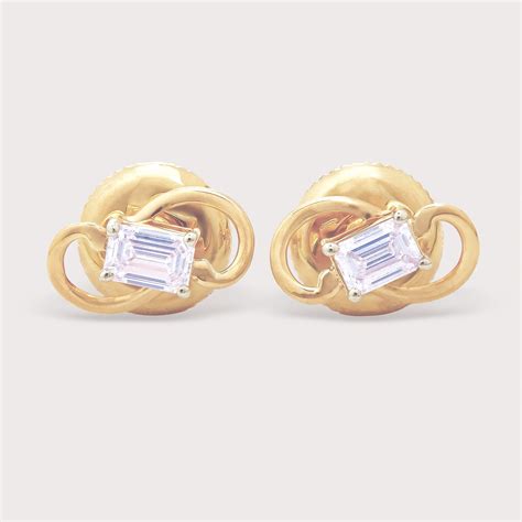 Aukera Women’s Diamond Stud Earrings – The Emerald Swirl Studs in ...