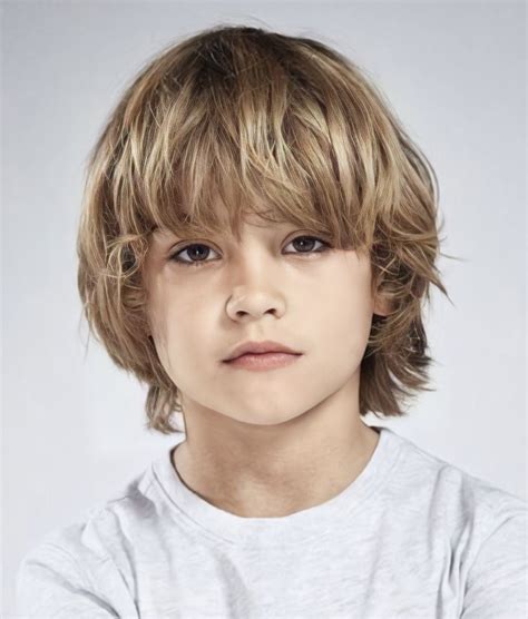Pin by ŠÁRKA on chlapecké účesy | Boy haircuts long, Boy hairstyles ...