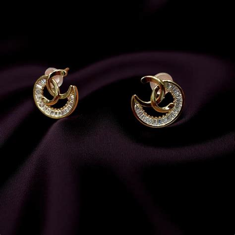 Crescent Sparkle Golden Jewelry Set – Glamour Gems