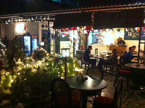 SAM'S CAFE, New Delhi - Pahar Ganj - Restaurant Reviews, Phone Number ...