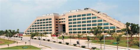 भारत की सबसे बेस्ट ग्रीन बिल्डिंग कौनसी है?