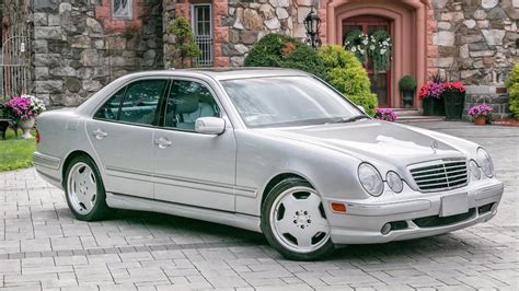 10 Best Sports Cars From The 1990s