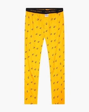 Pyjamas for Men: Buy Men's Pyjamas Online at AJIO