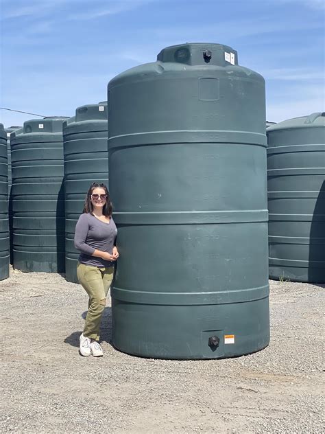 1,500 Gallon Vertical Water Storage Tank 65"D x 114"H