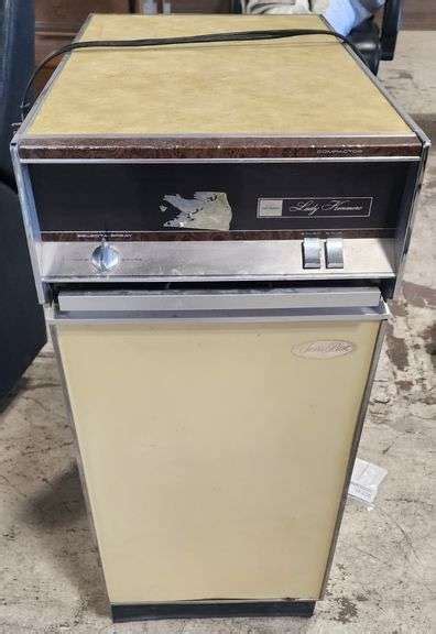 Mini Trash Compacter 的图像结果