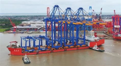 Chinese Cargo enter India’s first Container Trans-shipment Port