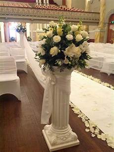 Flower Pillars Wedding by Flower Arrangement On Pillar Column For Wedding Ceremony Flower Pillars Wedding