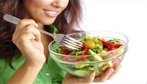 Eating green leafy vegetables may reduce stroke risk: Study | Health ...