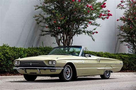 1966 Ford Thunderbird | Orlando Classic Cars