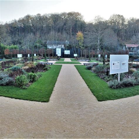 Jardin D'images (Saint-Benoit) - All You Need to Know BEFORE You Go