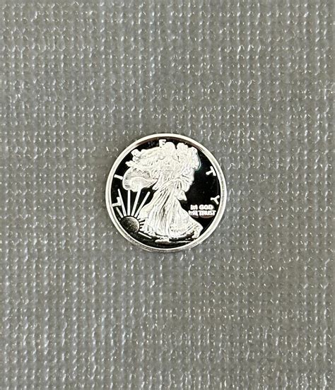 1 Gram Fine Silver Walking Liberty Coin #2725 | Auctionninja.com