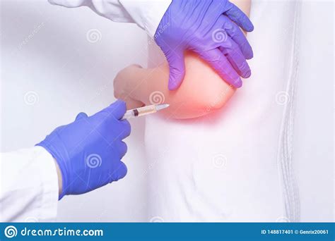 Doctor Makes Plasma-lifting Injections into the Girl S Inflamed Joint To Relieve Pain and ...